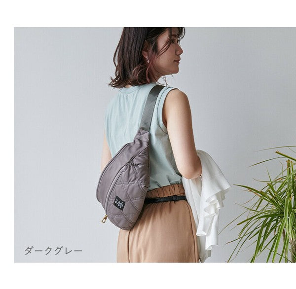 日本 LIZDAYS 金光菱格紋腰包 胸包 | 防水腰包 胸包 側背包 菱格紋包