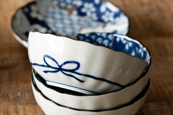 日本製 美濃燒 藍友禪菊形小鉢10.5cm | 沙拉碗 小菜碗 日式風格 職人手作