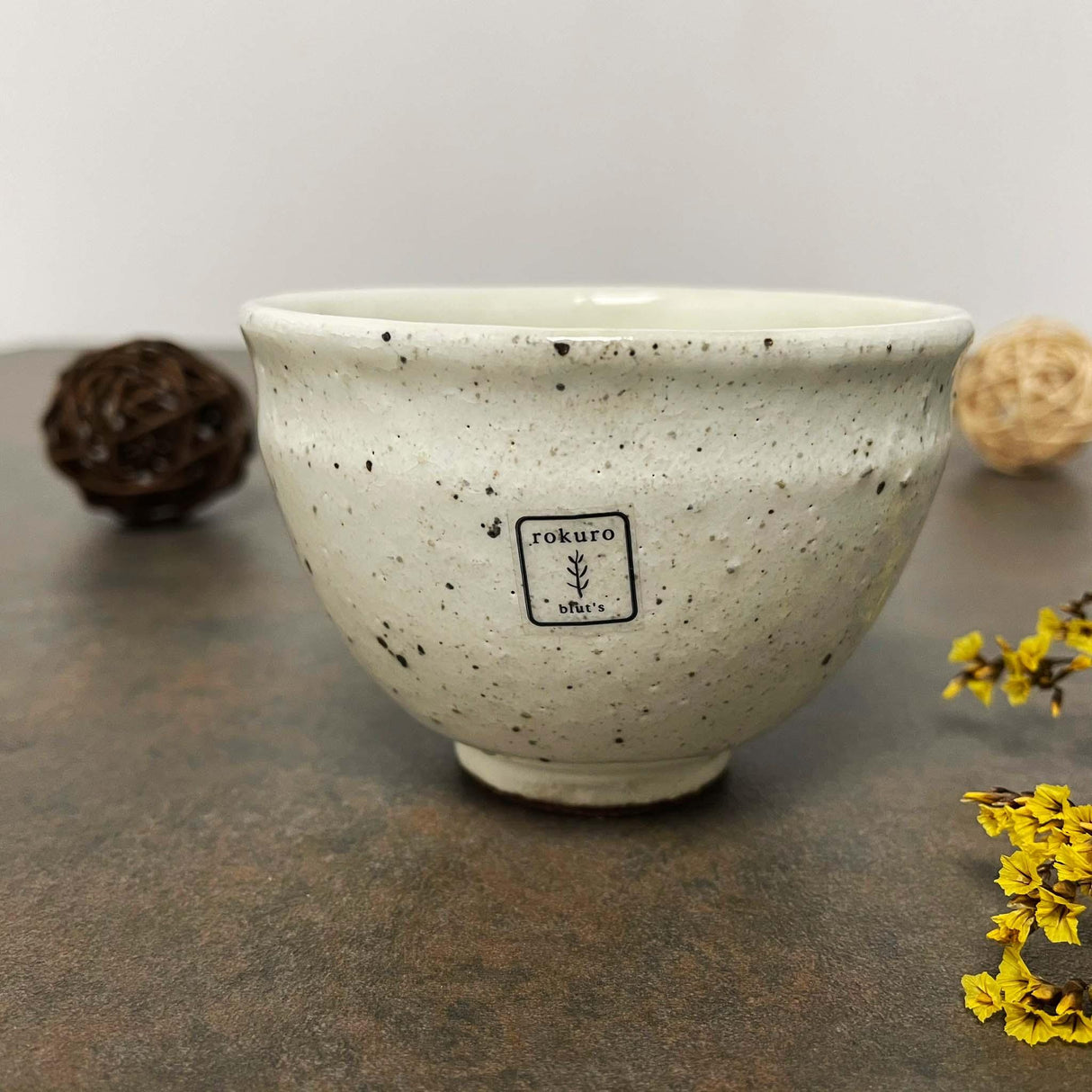 日本製 六魯 粉引陶瓷煎茶杯子 120ml|白色 陶瓷杯 日式茶杯 - 富士通販