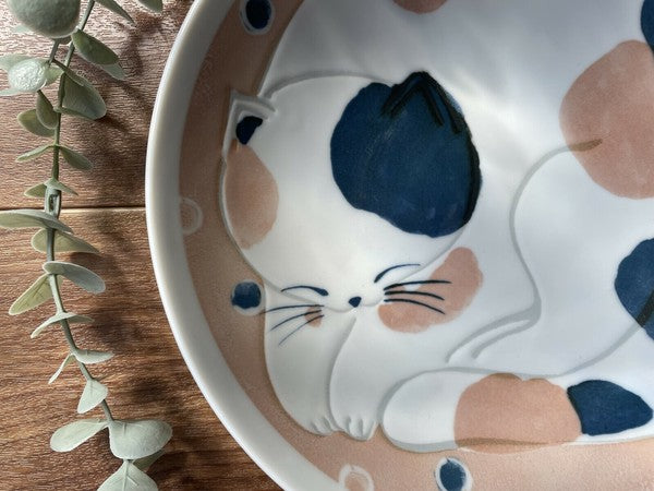 日本製 春眠貓咪和風餐盤 22cm | 陶瓷盤 義大利麵盤 貓咪圖案 淺盤 輕量餐盤