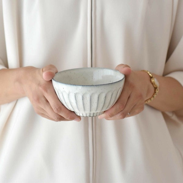 日本製 見谷陶器 粉引刻紋飯碗 兩色 | 小碗 飯碗 陶瓷碗 日本碗 夫妻碗 owl飯碗