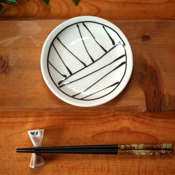 日式餐盤 日本製 麥山窯手工製陶瓷餐盤 13.7cm 蛋糕盤 水果盤 糖果盤 圓盤 小菜盤 日本盤子