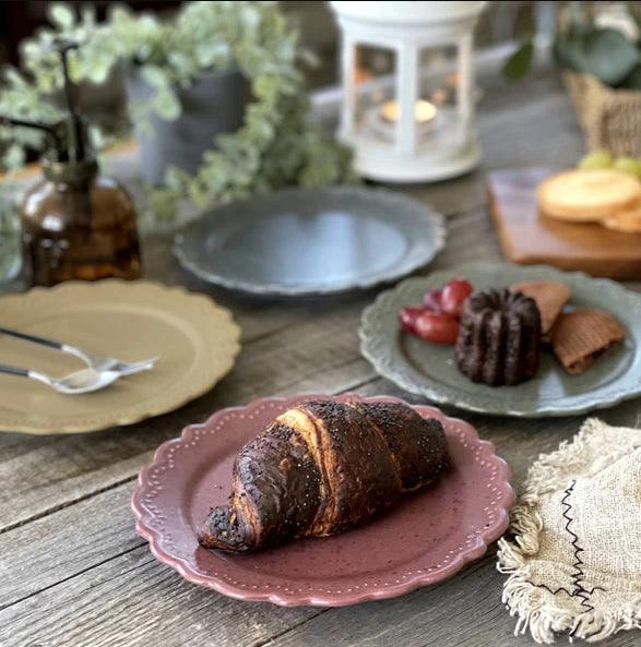 日本製 美濃燒 浮雕盤子 三色|18.5cm 甜點盤 水果盤 飾品盤 - 富士通販