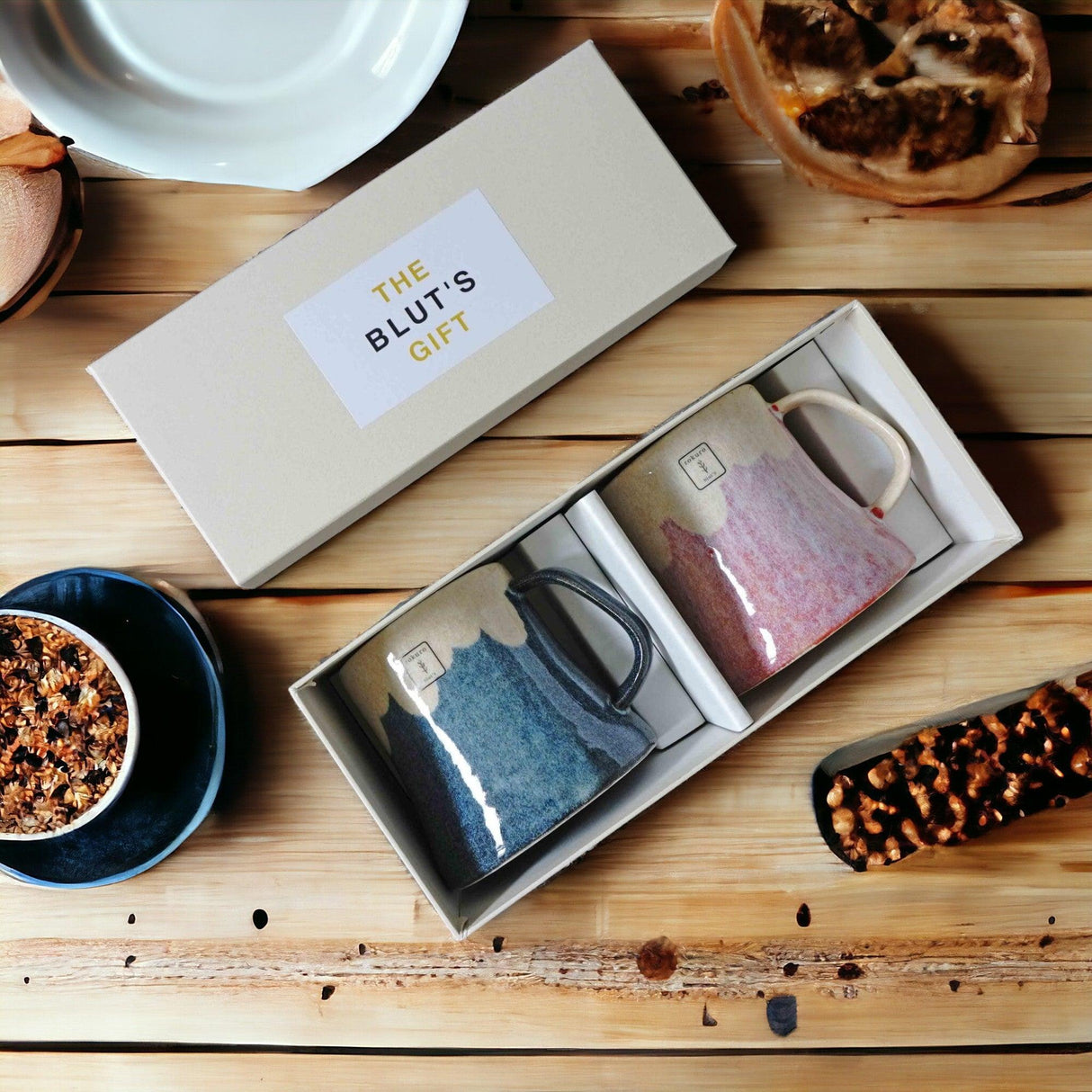 日本製 Rokuro Blut's 六魯 美濃燒富士山馬克杯 對杯禮盒組|粉色 藍色 250ml