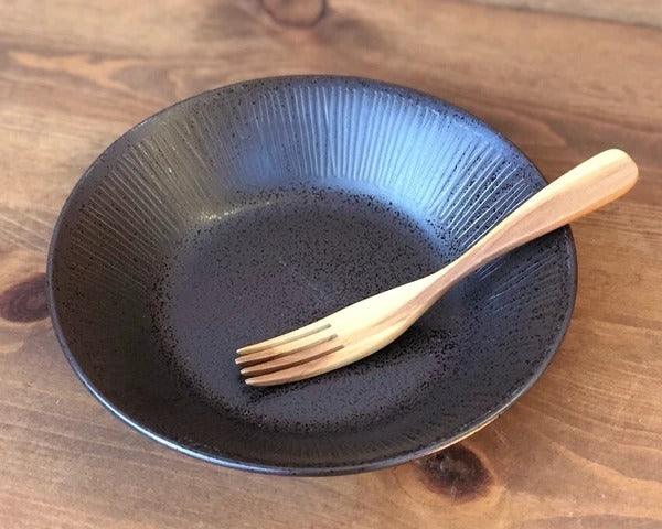 日本製 復古黑細線餐盤|沙拉 咖哩 義大利麵 生蠔 生魚片