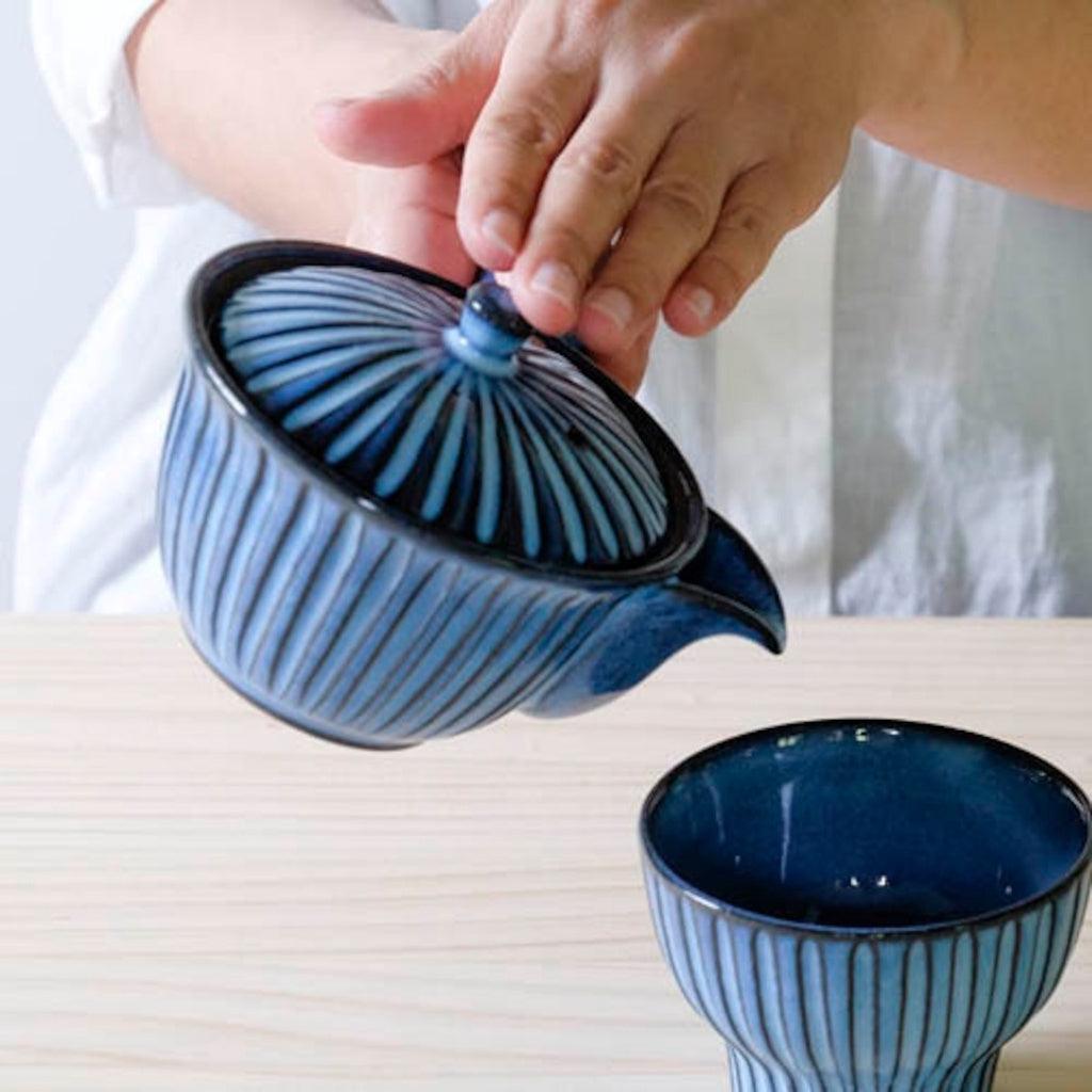 日本製 波佐見燒 青荻雕紋 急須壺|270 cc - 富士通販