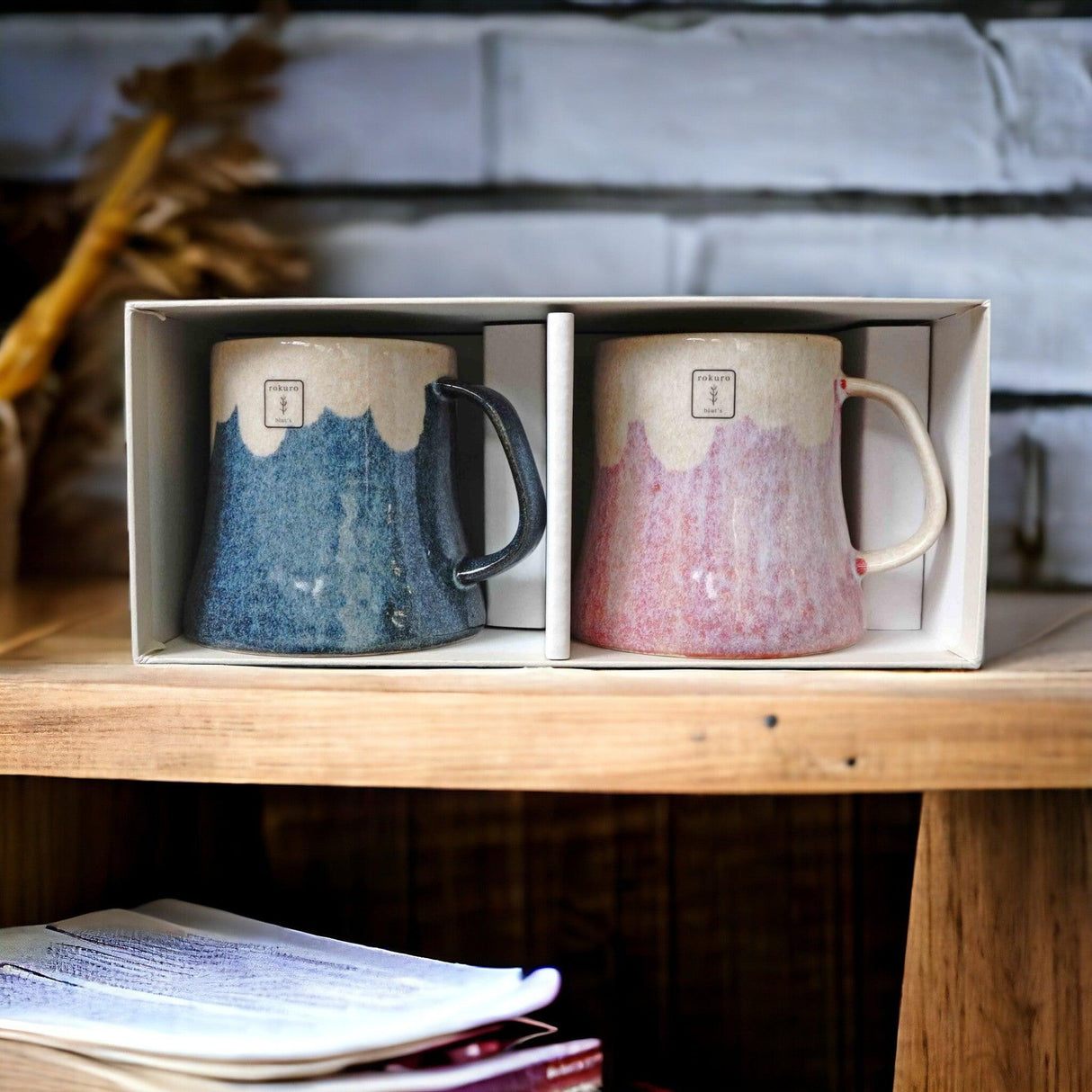 日本製 Rokuro Blut's 六魯 美濃燒富士山馬克杯 對杯禮盒組|粉色 藍色 250ml