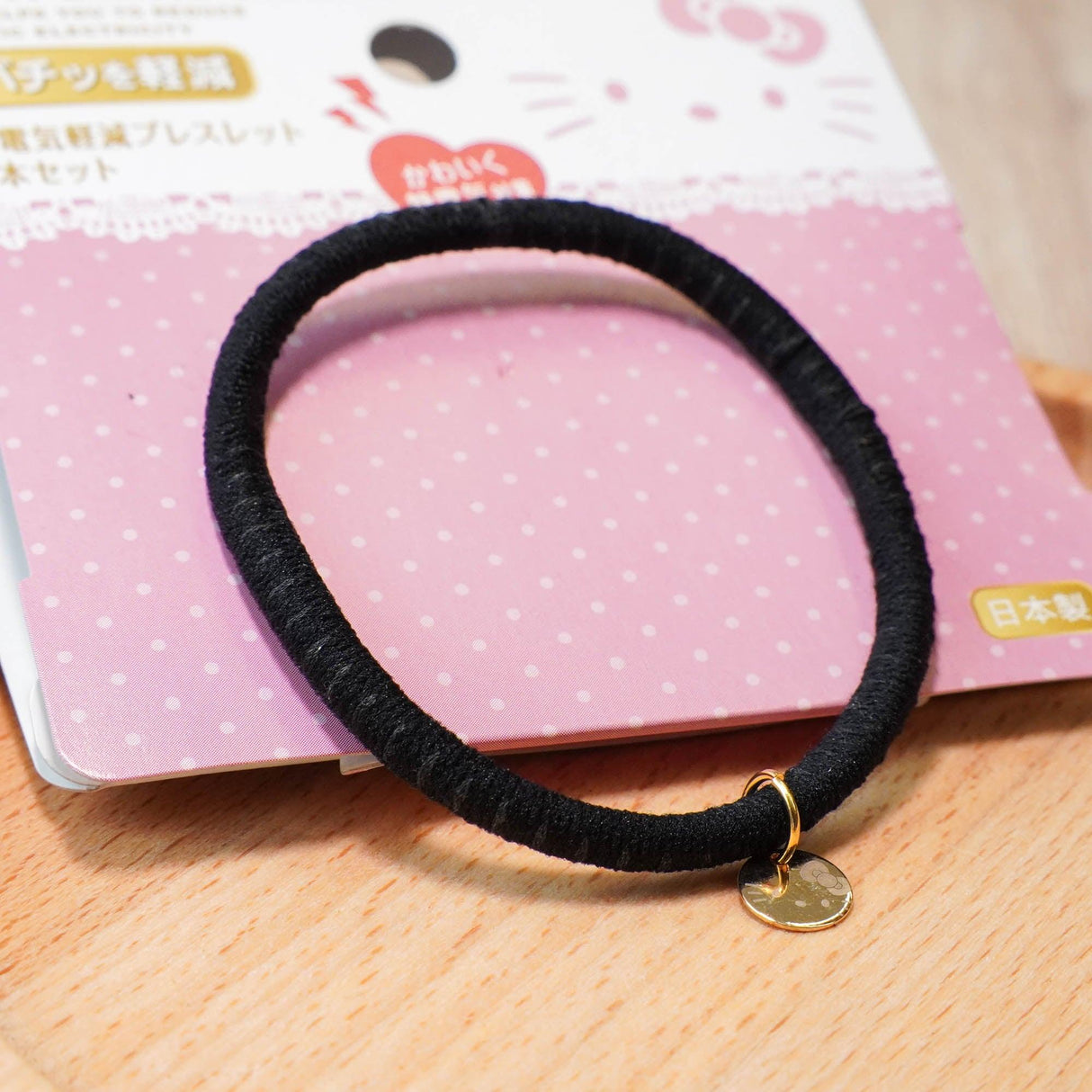 日本製 三麗鷗 凱蒂貓 抗靜電手環3入組|靜電手環 防靜電 飾品 - 富士通販