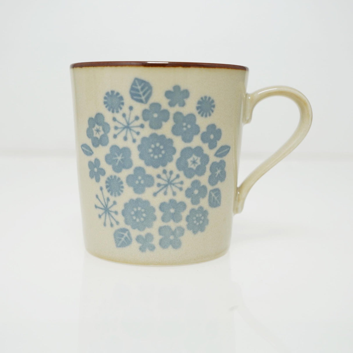 日本製 美濃燒馬克杯 藍色小花 300ml|陶瓷杯 日式茶杯 咖啡杯 - 富士通販