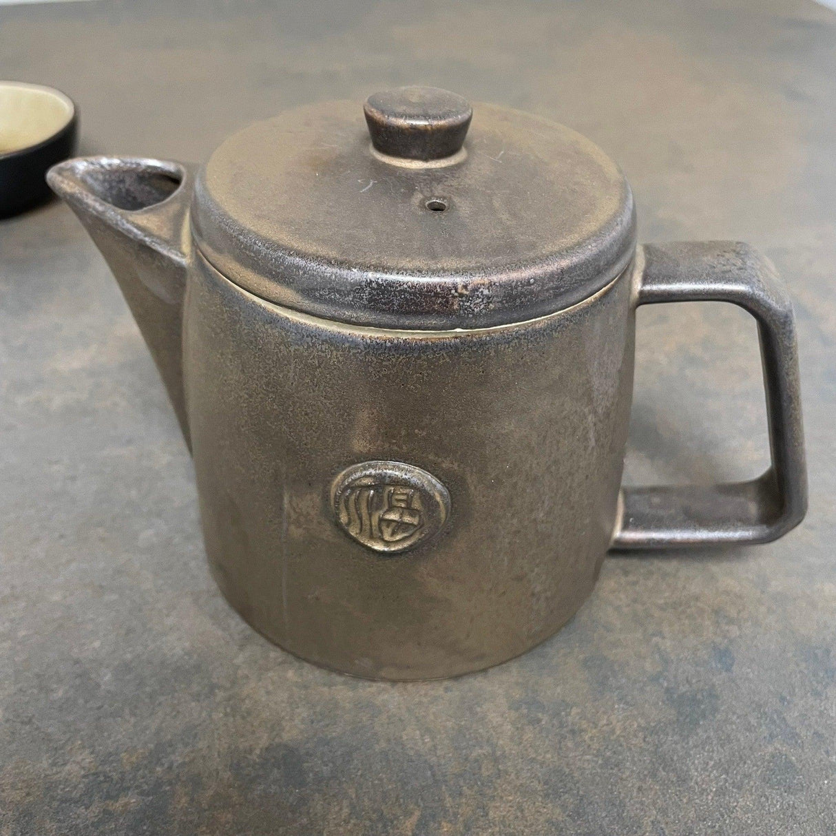 日本製 美濃燒 福字 復古 陶瓷茶壺|古銅色 420cc - 富士通販