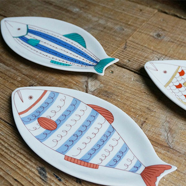 日本製 九谷燒 造型魚盤 | HAREKUTANI 陶瓷魚盤 長盤 禮盒 兩款尺寸