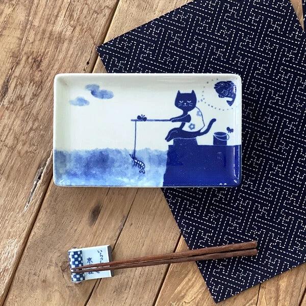 日本製 美濃燒 貓咪釣魚長盤|陶瓷盤 甜點盤 水果盤 炸物盤 - 富士通販