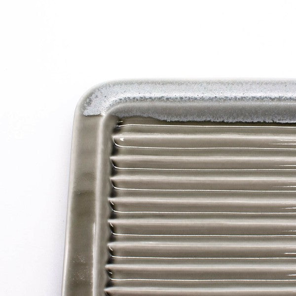 日本製 美濃燒 Aito 酥脆波紋吐司盤 | ITSUMO 吐司專用盤 吐司盤 麵包盤 炸物盤 燒烤盤