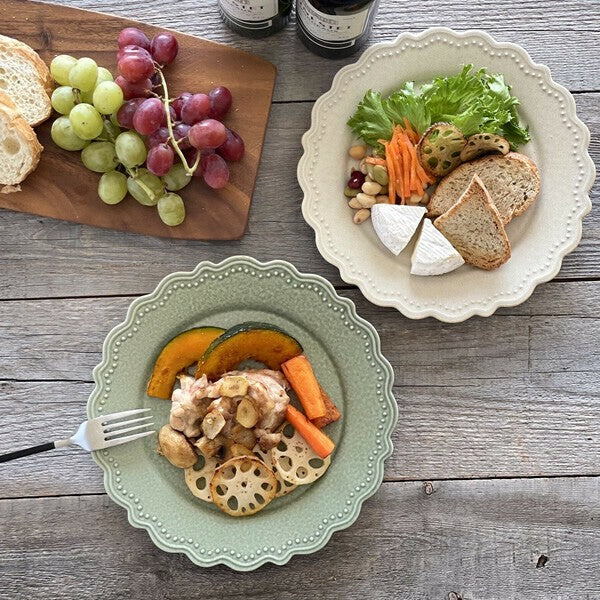 日本製 美濃燒 復古花邊浮雕圓盤 23cm | 大盤 陶瓷餐盤 蛋糕盤 點心盤 小花盤子 三色