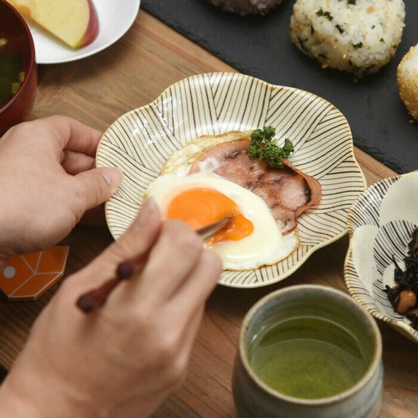 日本製 波佐見燒 natural69 粉引花型餐盤 | 陶瓷盤 餐盤 日式餐盤 淺盤