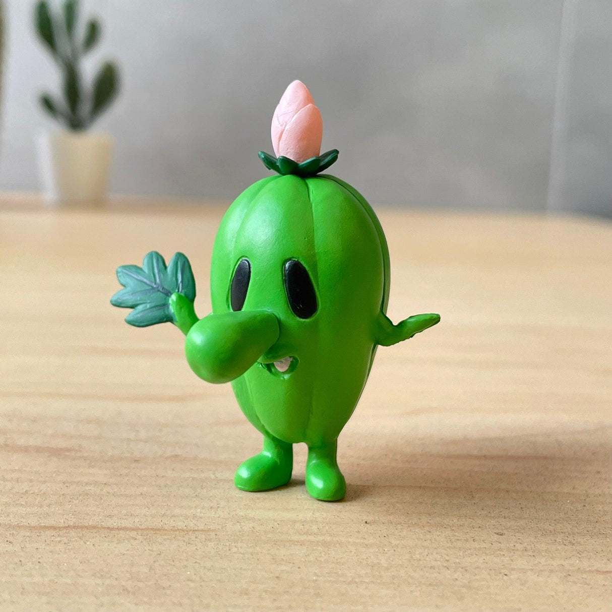 日本 熊貓之穴 仙人掌公仔 扭蛋|多肉植物 蛋糕裝飾 盆栽裝飾 - 富士通販