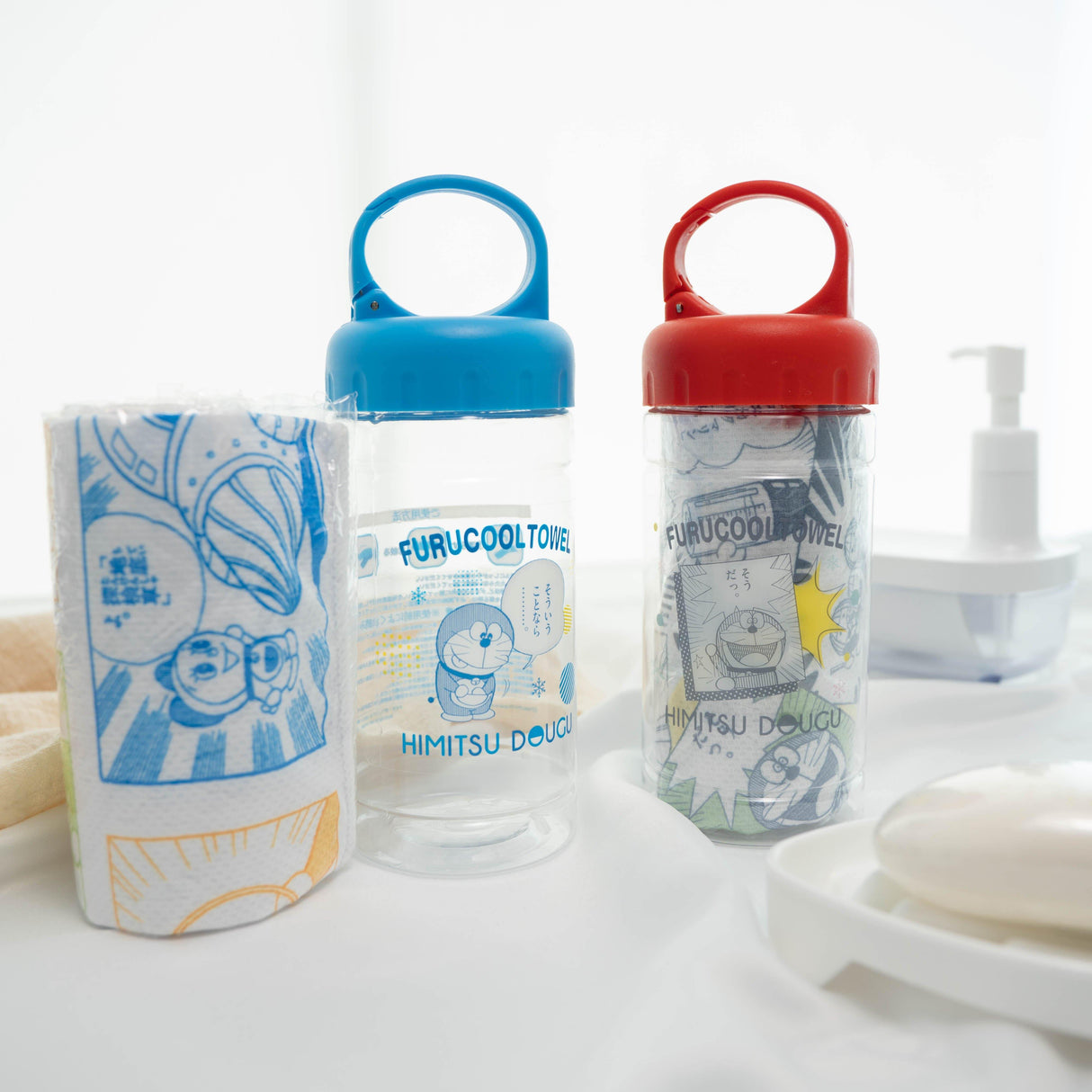 哆啦A夢造型涼毛巾|輕薄透氣可收納,附贈瓶子 - 富士通販