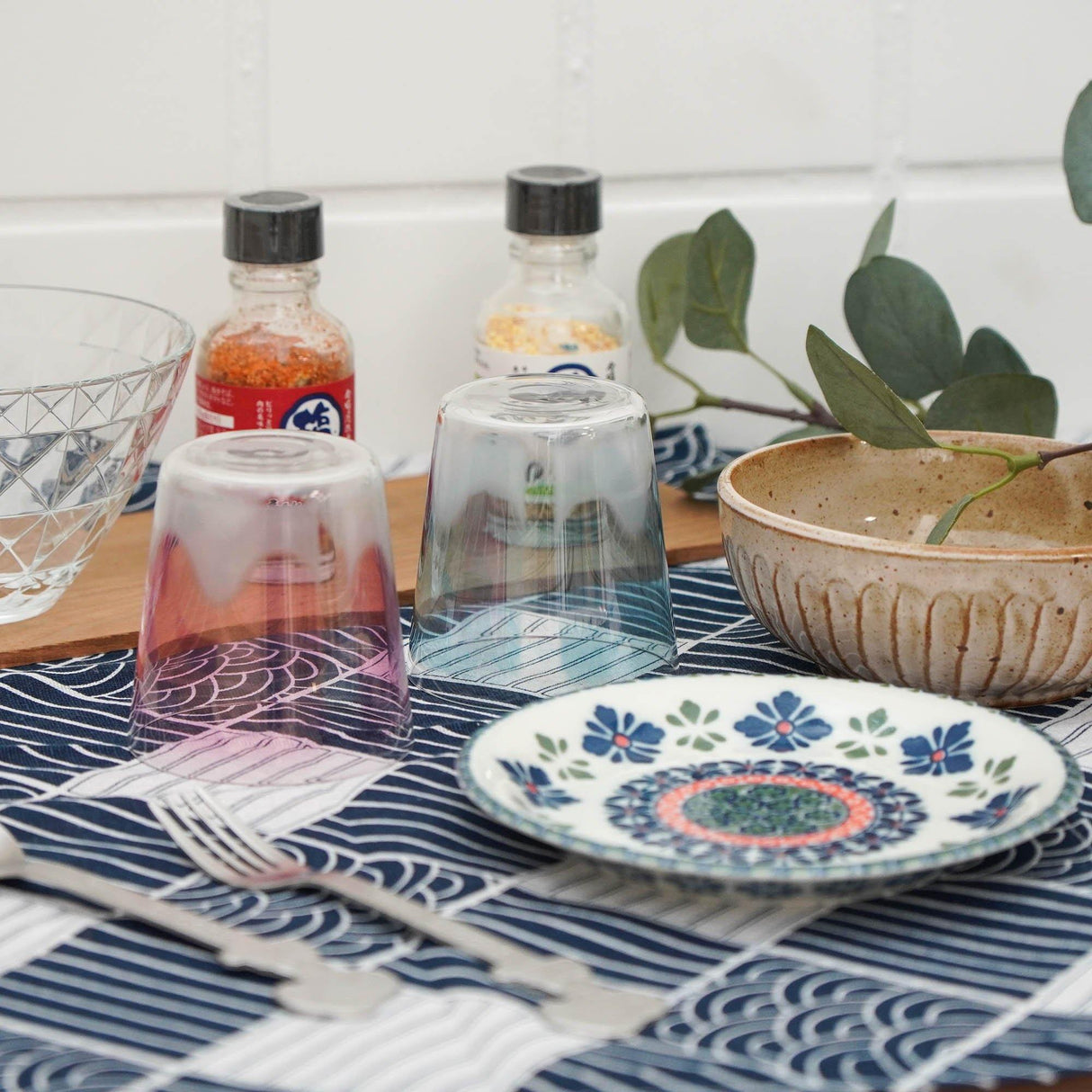 【ADERIA】百年玻璃工藝品牌 日本製富士山玻璃杯 | 粉紅 | 藍色 共兩色可選 - 富士通販