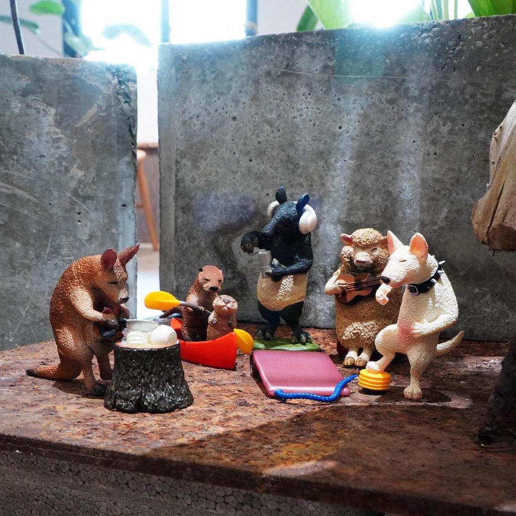 日本 朝隈俊男 animal camp 露營動物4 扭蛋 公仔|水獺 袋鼠 馬來貘 綿羊 牛頭梗 賤狗 - 富士通販