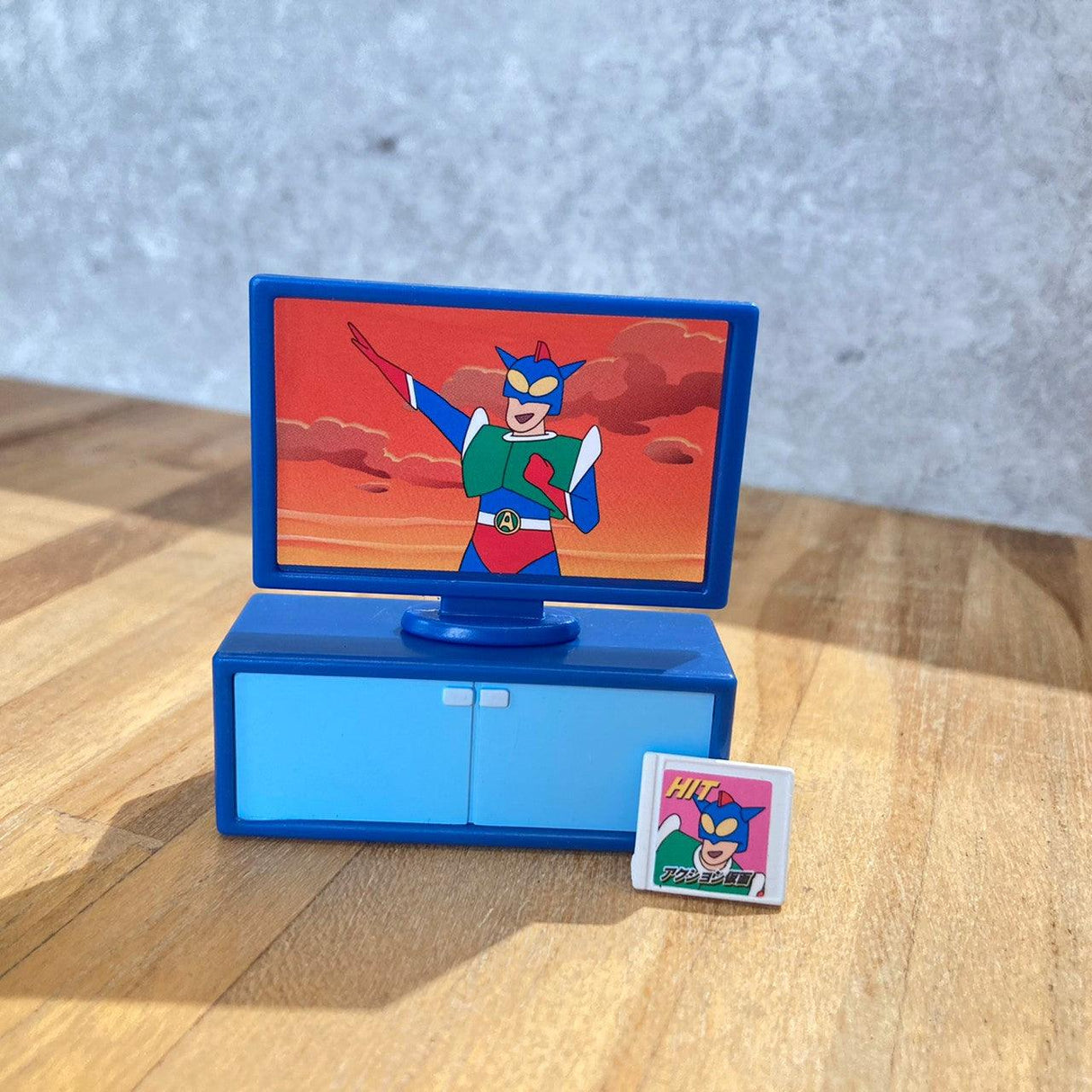 日本萬代 BANDAI 蠟筆小新野原一家團聚公仔|蠟筆小新 美冴 小白 廣志 小葵 扭蛋 - 富士通販