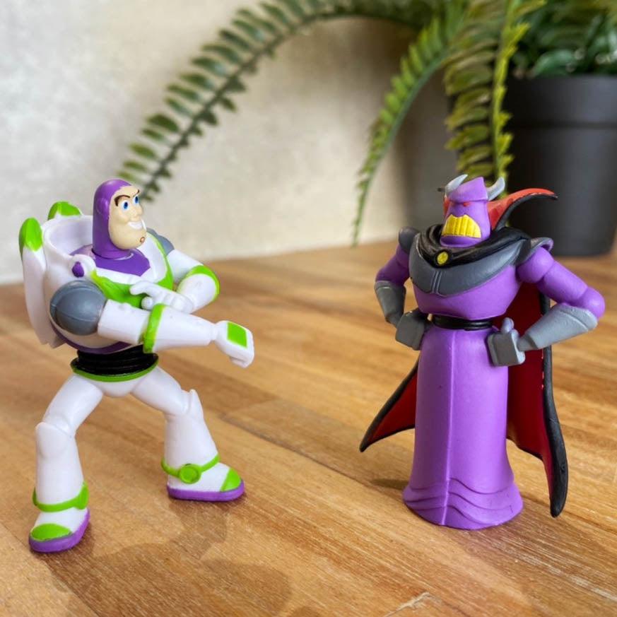 日本 BANDAI 萬代扭蛋|玩具總動員 排排站公仔|札克天王 巴斯光年 - 富士通販