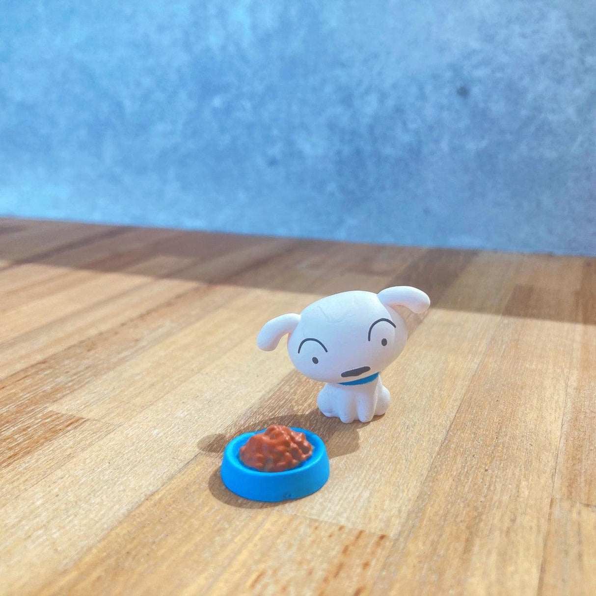 日本萬代 BANDAI 蠟筆小新野原一家團聚公仔|蠟筆小新 美冴 小白 廣志 小葵 扭蛋 - 富士通販