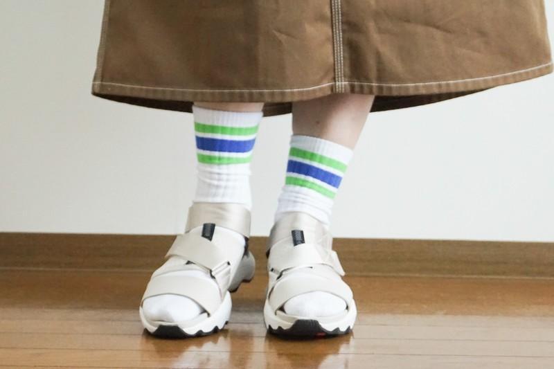 日本全家限定抗菌除臭長襪|Convenience Wear線條襪 - 富士通販