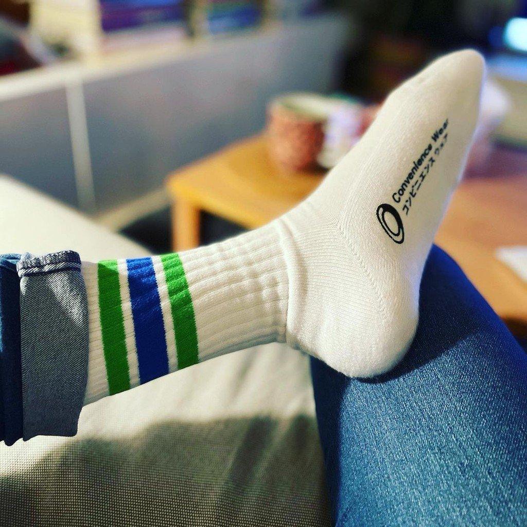 日本全家限定抗菌除臭長襪|Convenience Wear線條襪 - 富士通販