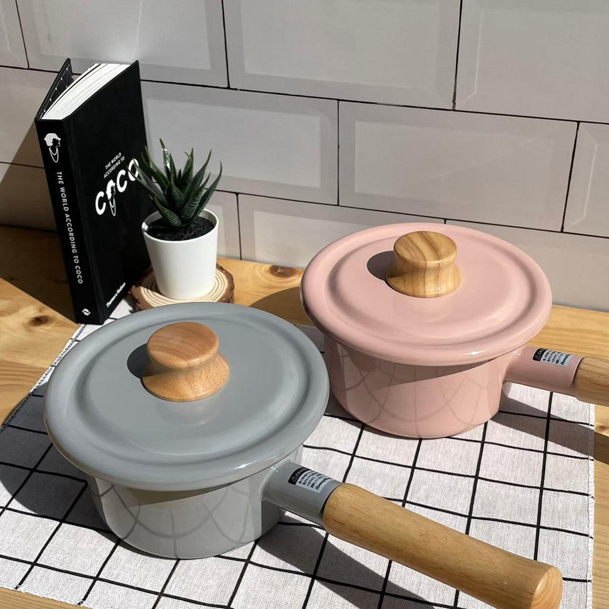 日本 FUJIHORO富士琺瑯|Cotton簡約系列14cm琺瑯鍋|牛奶鍋(附鍋蓋)-多色任選 - 富士通販