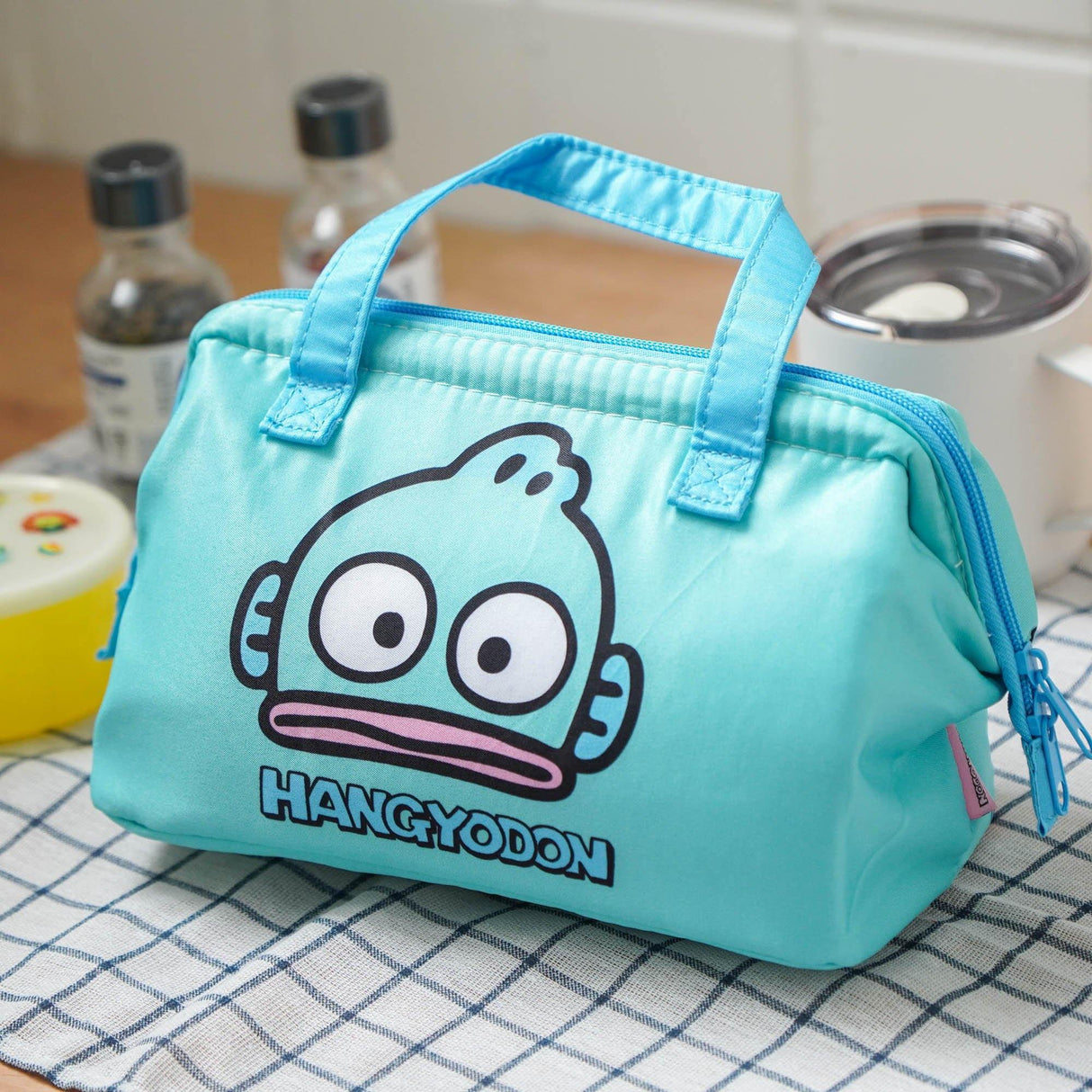 日本 三麗鷗 人魚漢頓Hangyodon藍色便當袋|保冷保溫袋 水怪 兒童餐袋 含內袋 - 富士通販