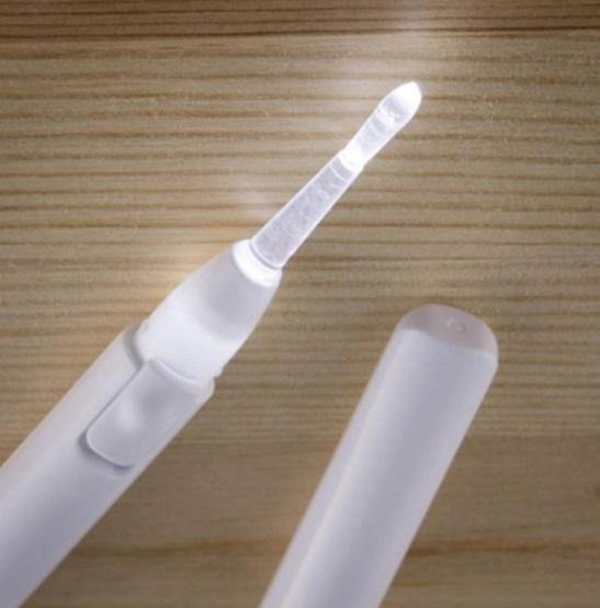 日本原裝KAI貝印發光掏耳棒|比一般黃光再亮了3倍的LED白光設計 - 富士通販