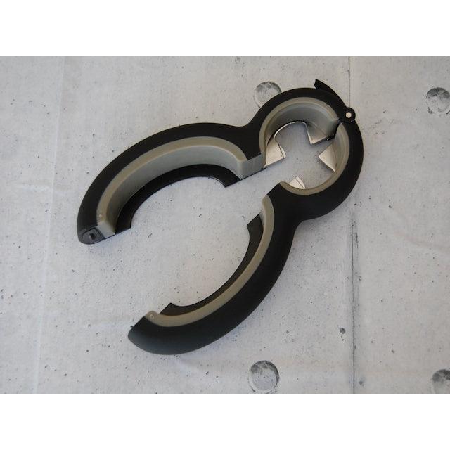 貝印KAI多功能開罐器(DH7037)|六合一開罐省力神器 - 富士通販