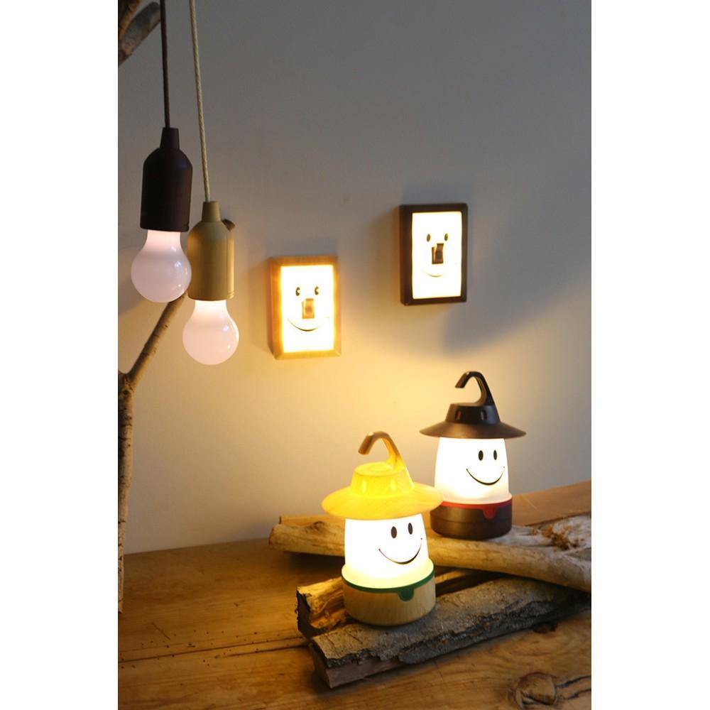 日本 戶外|室內 可提掛微笑LED 電池露營燈-兩色可選 - 富士通販