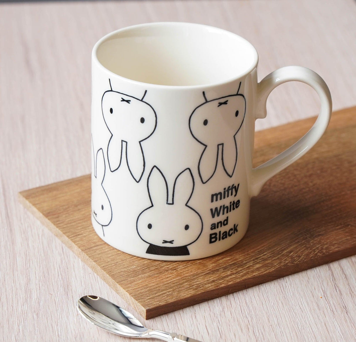 Miffy米菲兔 白色 黑色 馬克杯 | 水杯 牛奶杯 咖啡杯 陶瓷杯 - 富士通販