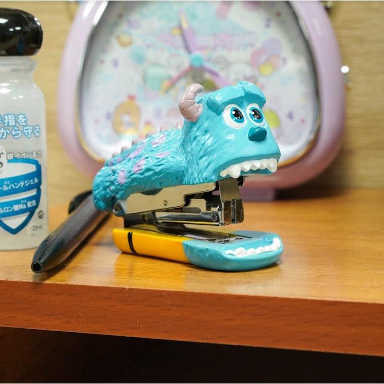 日本迪士尼 | 毛怪訂書機,辦公舒壓療癒 - 富士通販