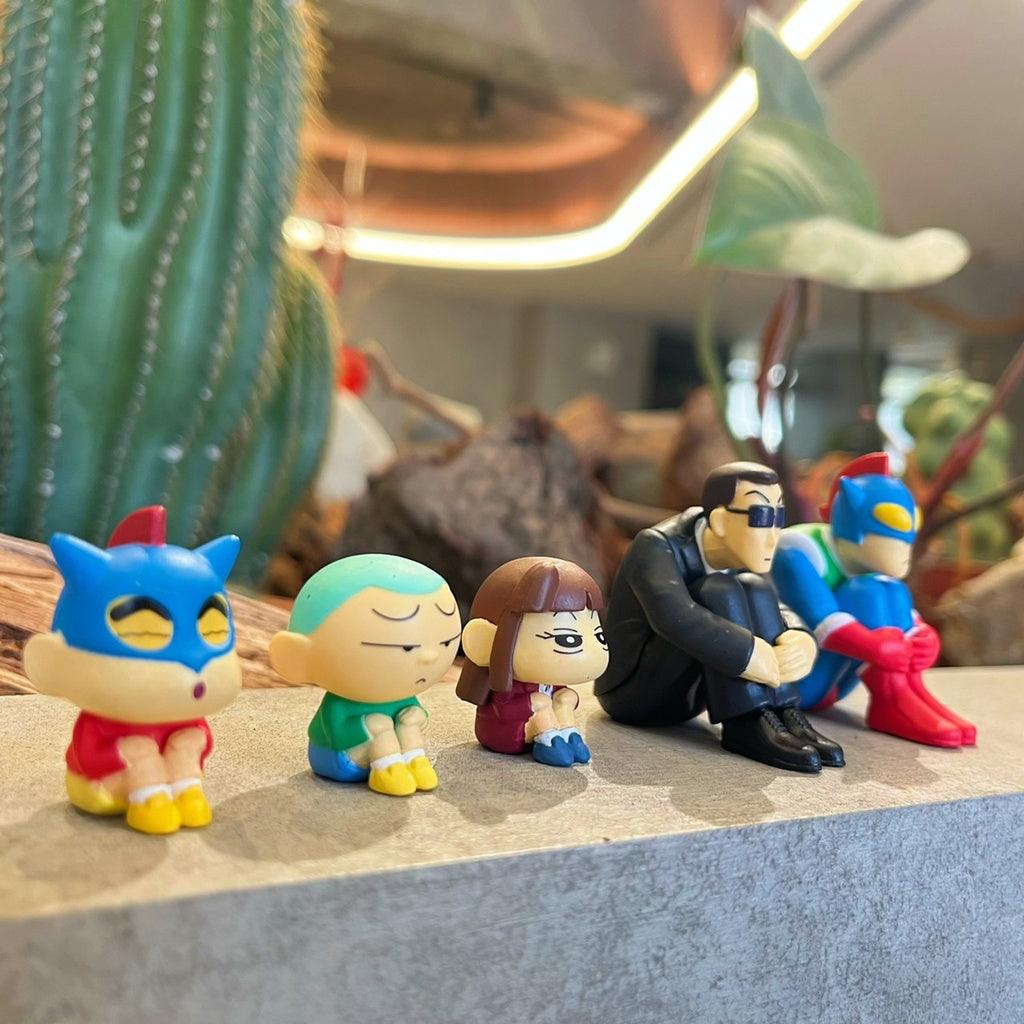 日本 萬代 蠟筆小新 扭蛋 等待中公仔P3|動感小新 正男 小愛 保鑣 動感超人 - 富士通販