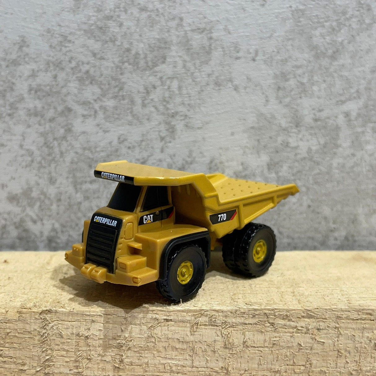 日本 PLATZ CAT公認 可動式工程車 |扭蛋 轉蛋 玩具車 擺飾 - 富士通販