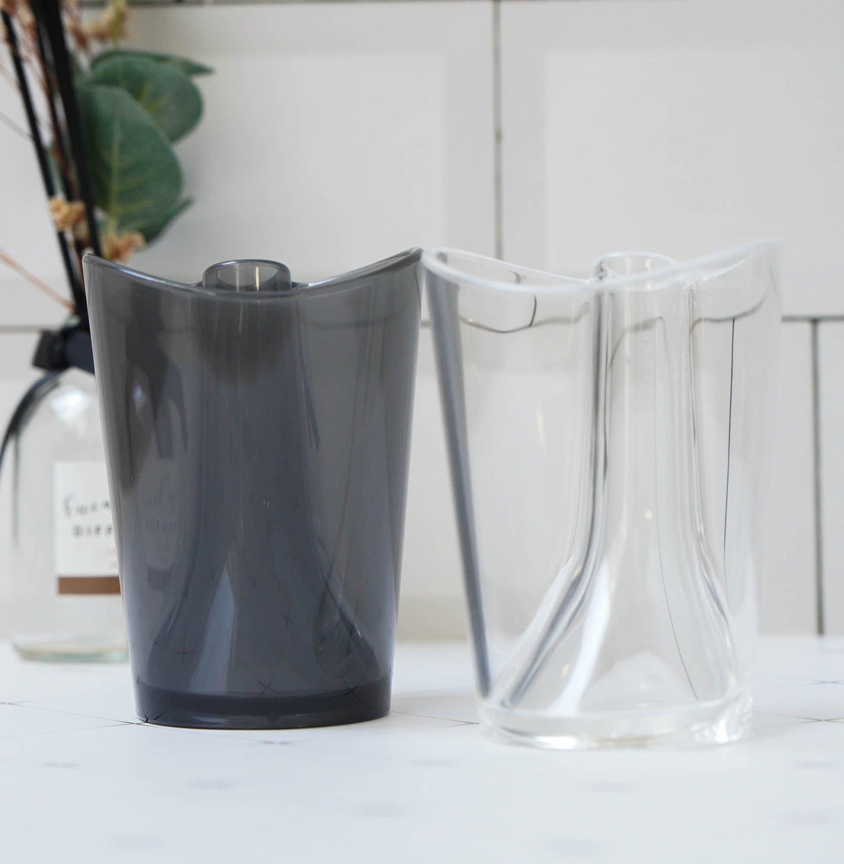 QUALY 創意牙刷翻轉杯|牙刷架漱口杯 - 富士通販