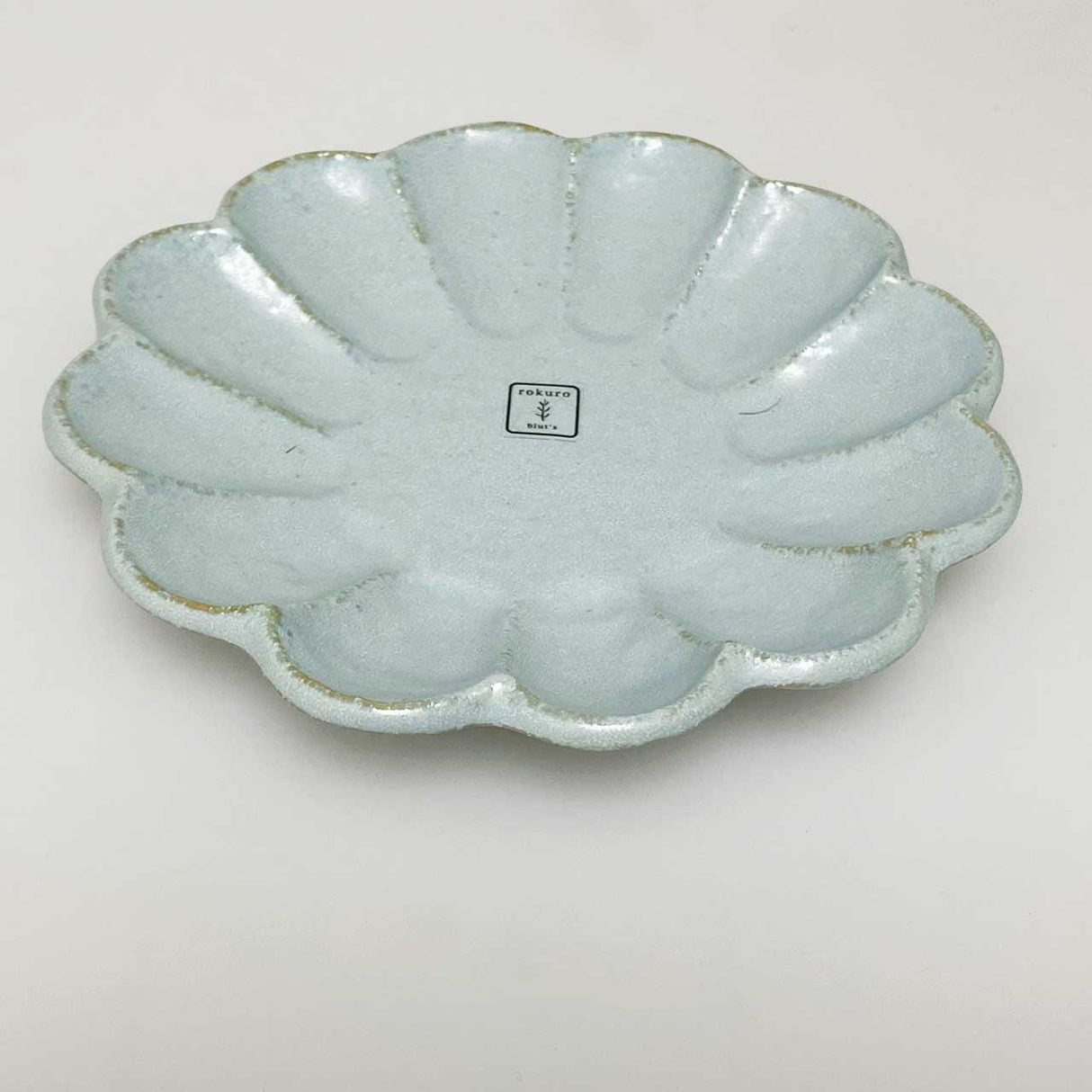 日本製 六魯 rokuro 粉引輪花盤 藍色14CM|小菜盤 點心盤 陶瓷餐盤 - 富士通販