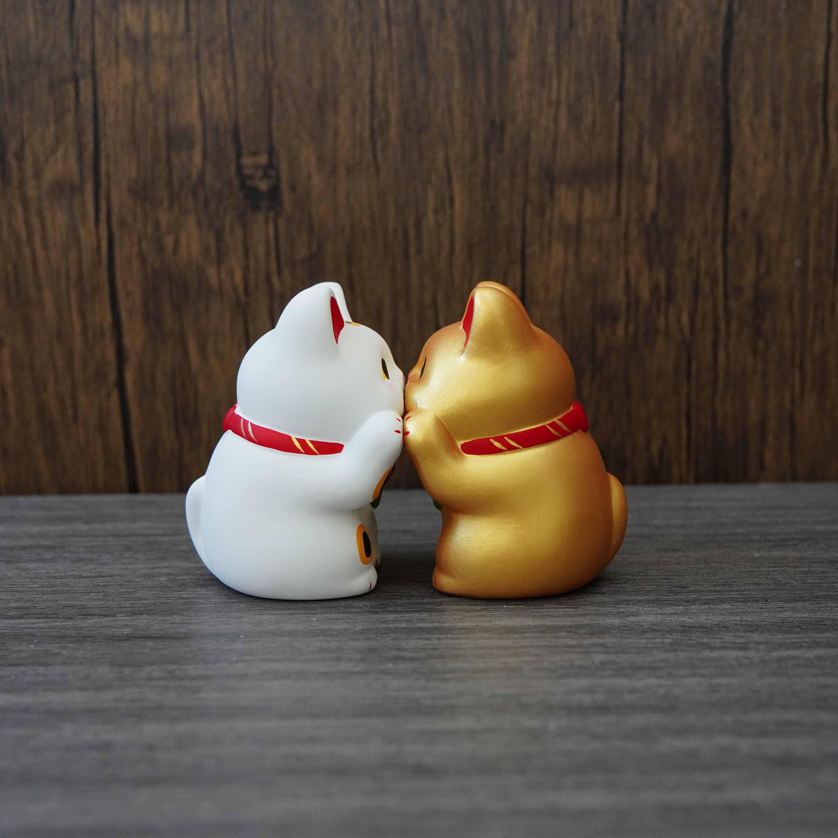 日本 RYUKODO 龍虎堂貼臉招財貓|白色和金色招財貓擺飾 開店送禮 - 富士通販