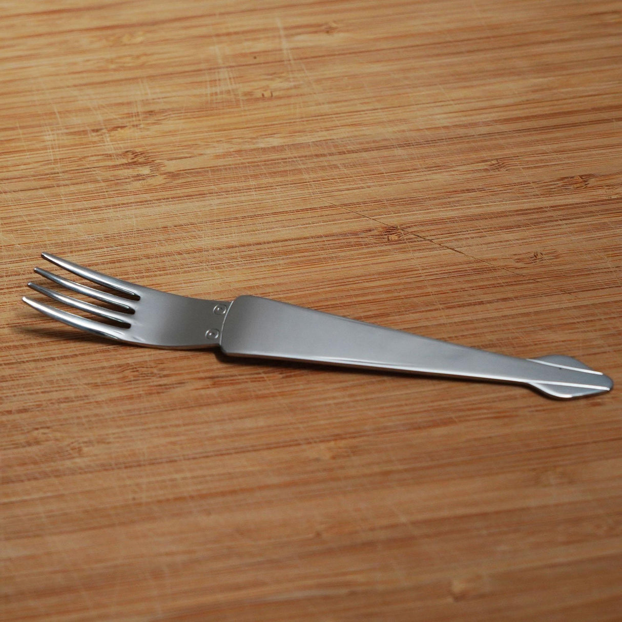 日本製 SALUS 不鏽鋼 可愛動物造型餐具|兒童餐具 - 富士通販