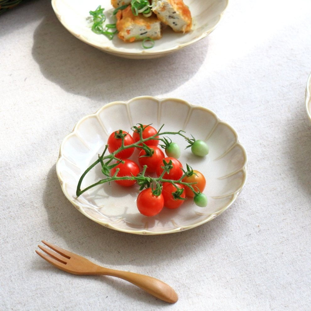 日本製 美濃燒 復古花邊餐盤 三色 | 小盤 深盤 小碗 沙拉碗 義大利麵盤