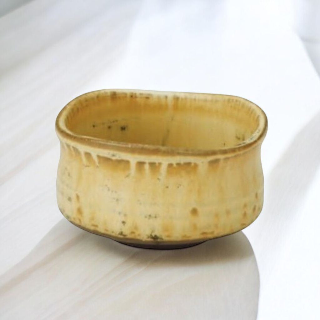 日本製 美濃燒 井口手作米色抹茶碗 | 迷你抹茶碗 清水燒 茶道用具 手工陶碗 茶器
