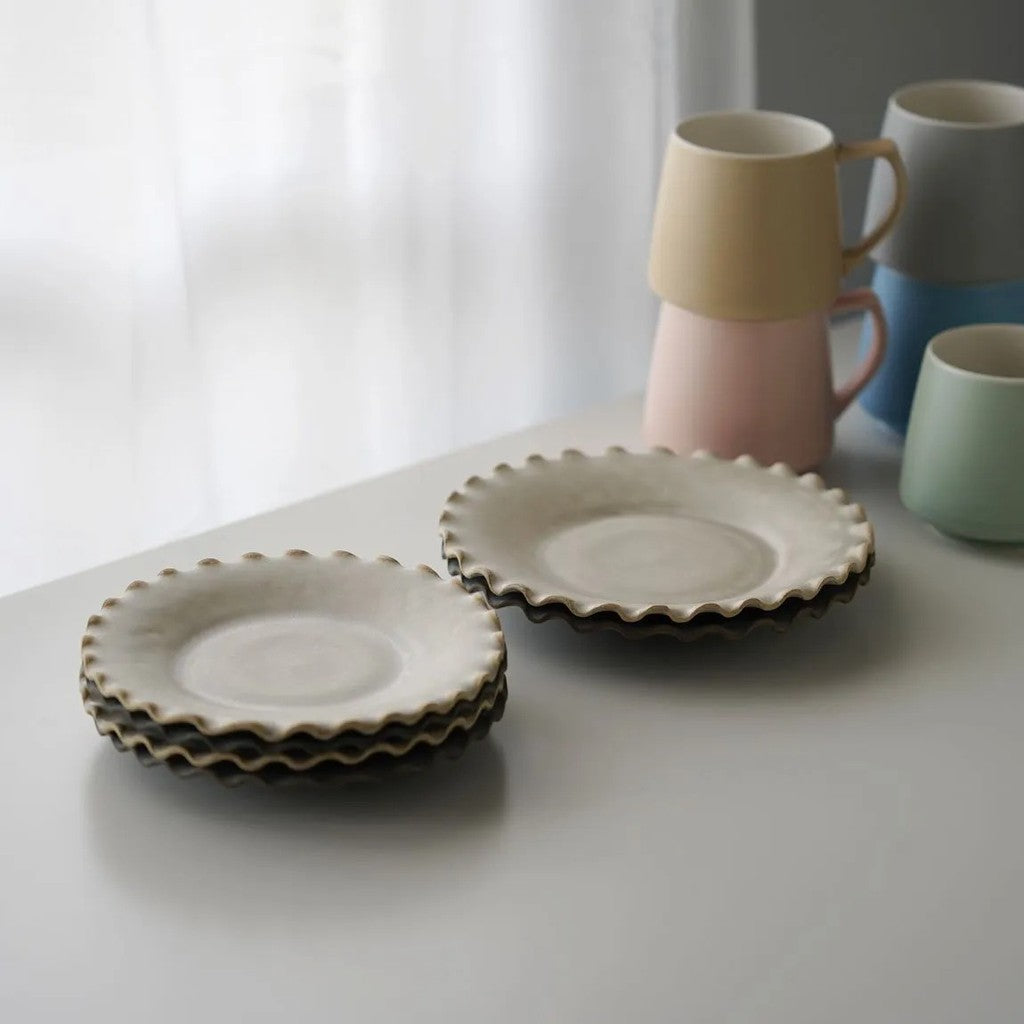 日本製 Tojiki Tonya 美濃燒 復古波浪盤 | 甜點盤 蛋糕盤 咖啡廳 下午茶