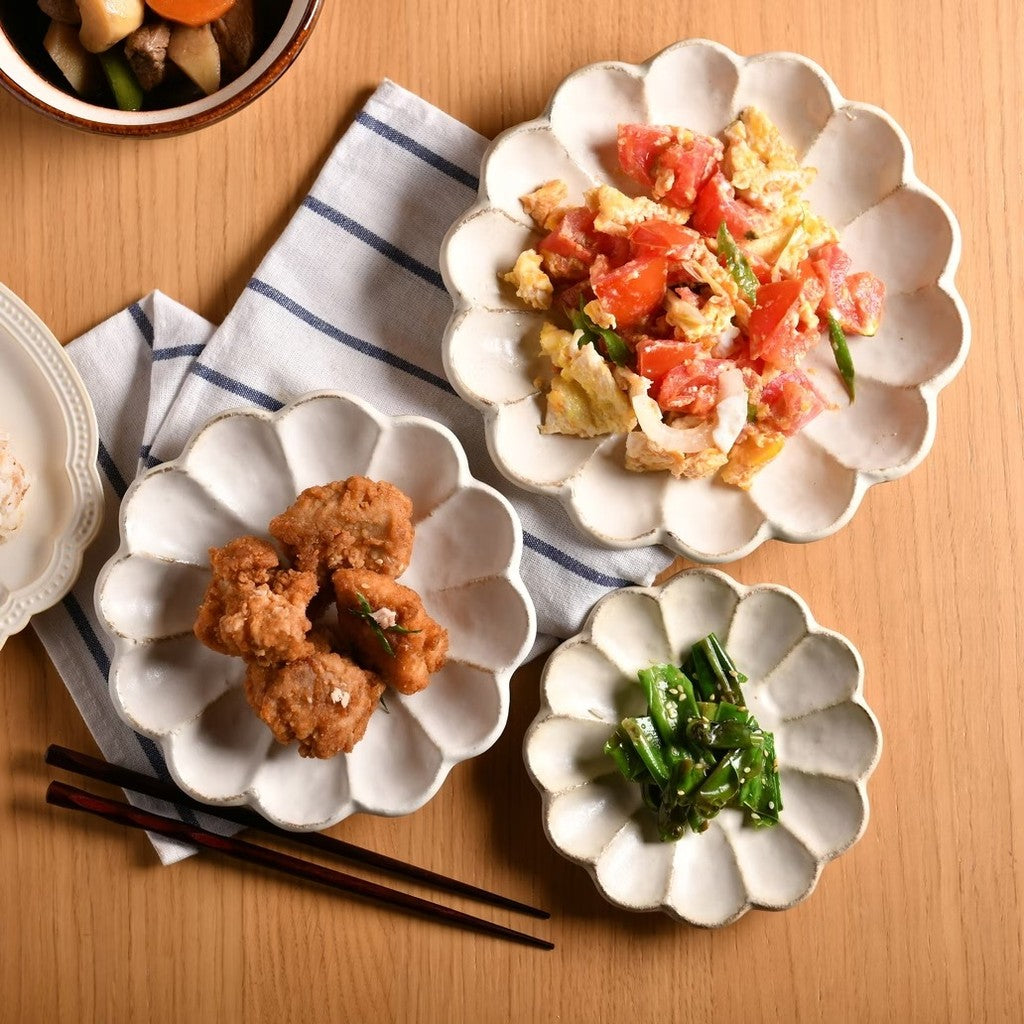 日本製 Tojiki Tonya 美濃燒 Rinka 輪花盤 | 經典花盤 點心盤 花皿