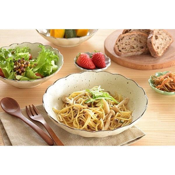 日本製 美濃燒 白化粧菊形 陶瓷盤|沙拉碗 咖哩盤 義大利麵盤 - 富士通販