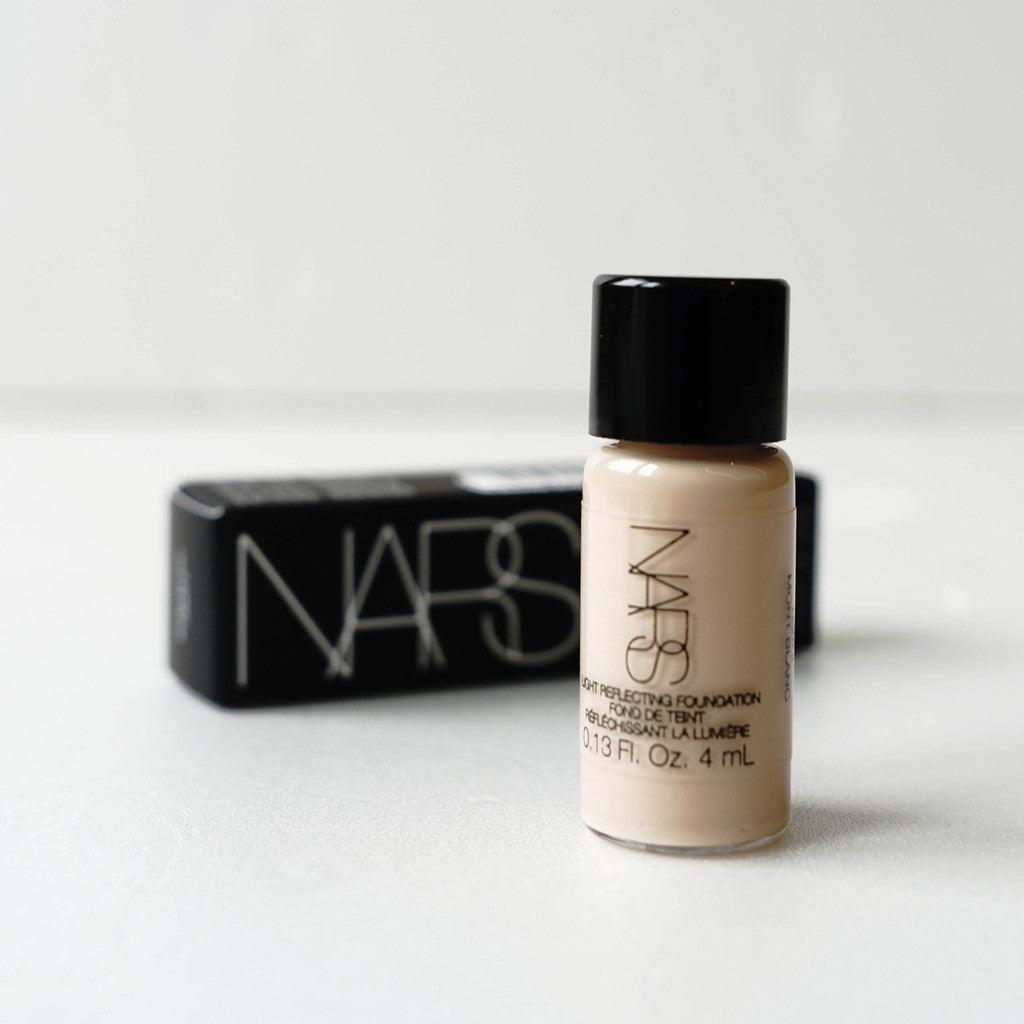 NARS 小光瓶 裸光肌萃粉底精華 4ml #Light 2|專櫃小樣 粉底霜 粉底液