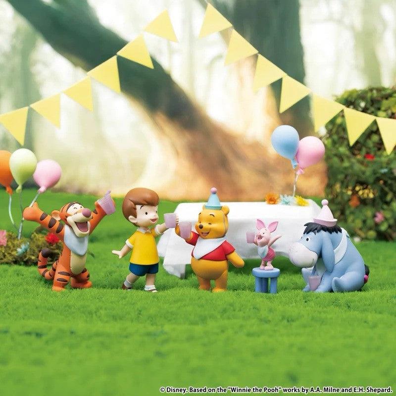 日本 Bandai 萬代 小熊維尼慶祝公仔 CHEERS! 扭蛋