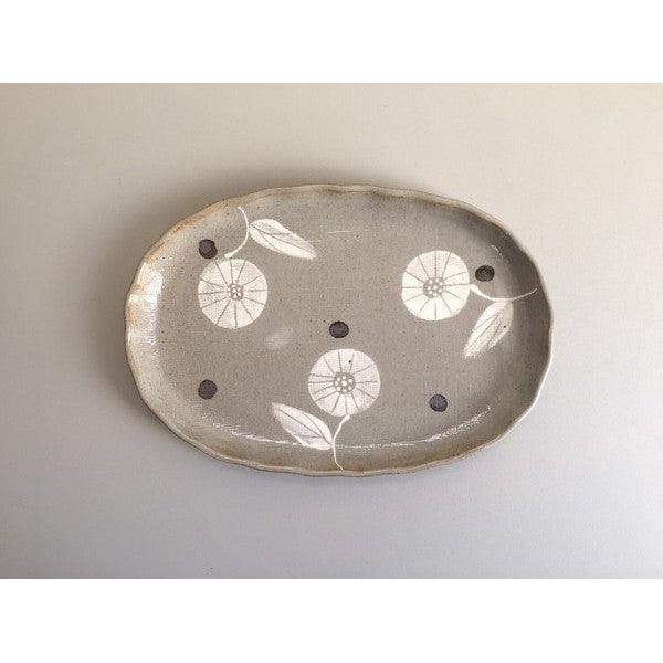日本製 瀨戶燒 古典一輪花橢圓盤 灰白色 24cm|陶瓷盤 魚盤 水果盤
