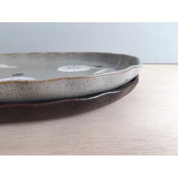 日本製 瀨戶燒 古典一輪花橢圓盤 灰白色 24cm|陶瓷盤 魚盤 水果盤